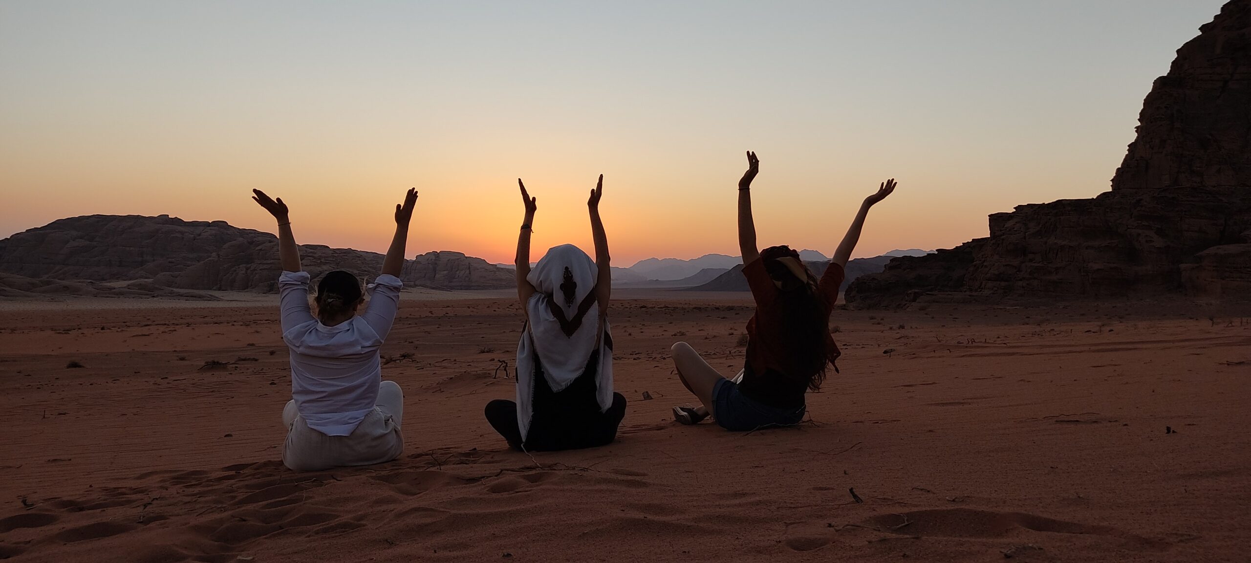 wadi_rum_eid_travelling EidStarsCamp IMG_20210824_190818 sunset moments wadirumhappy