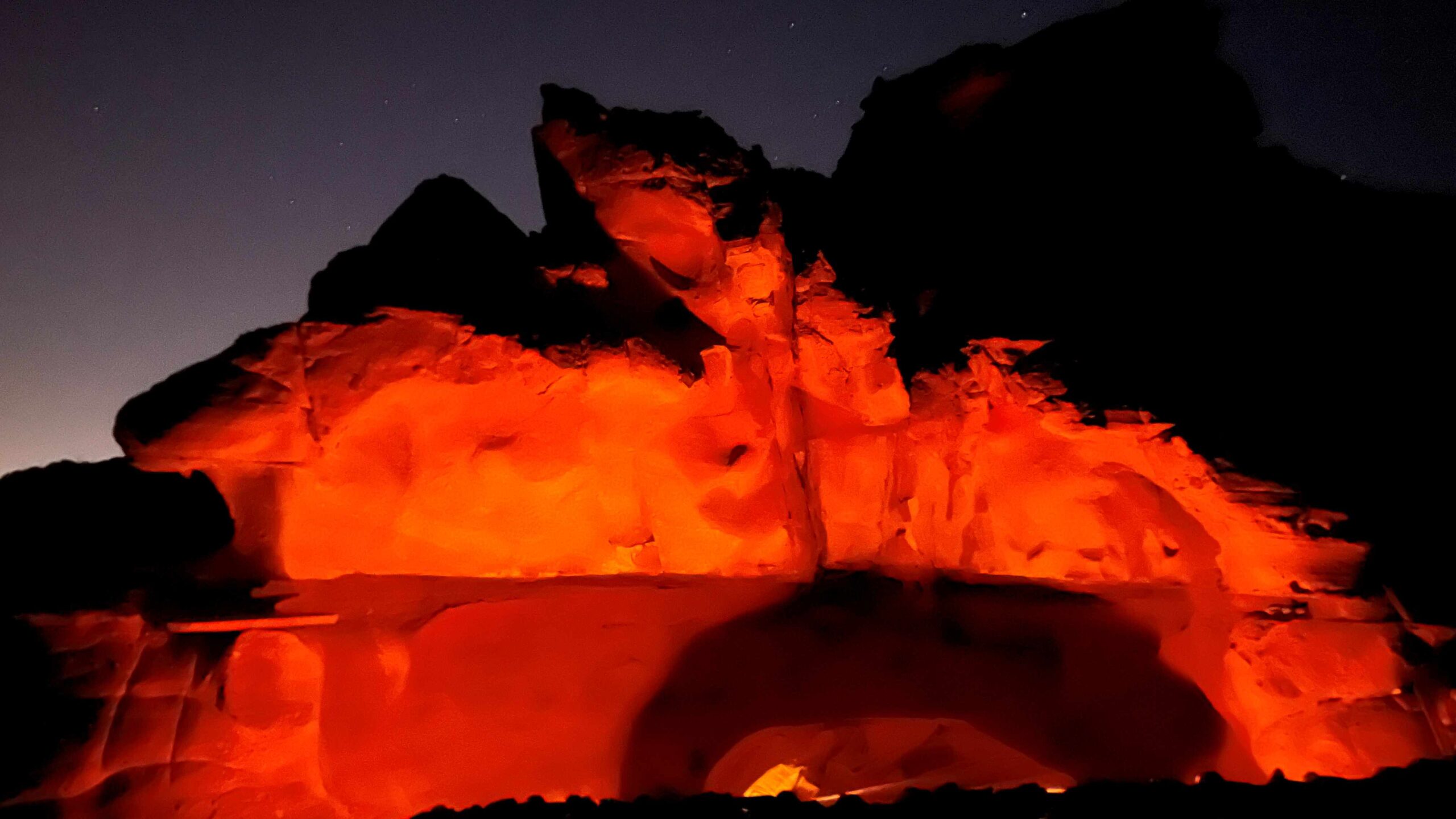 under the stars wadi rum happy cave